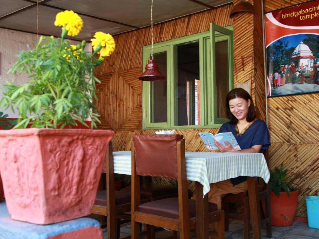 Fairmount Hotel Pokhara Esterno foto