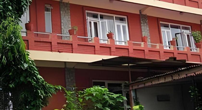 Fairmount Hotel Pokhara Esterno foto