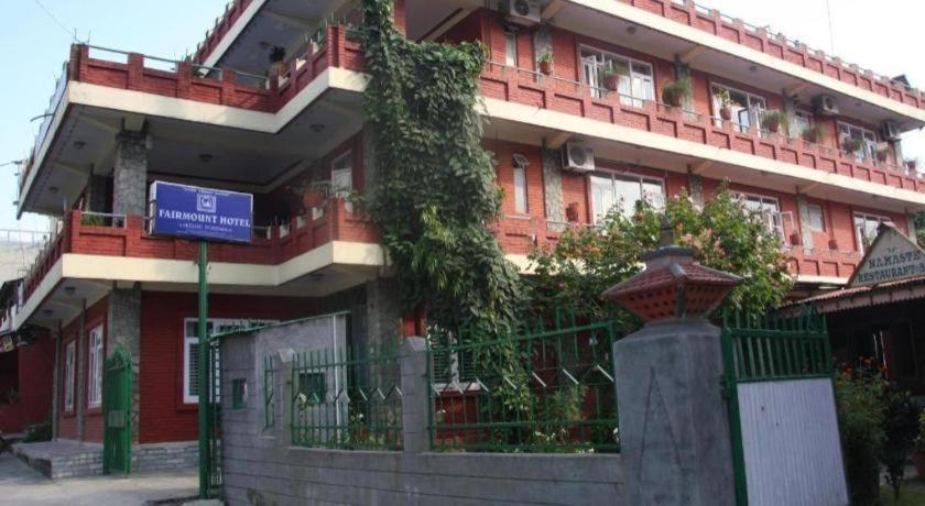 Fairmount Hotel Pokhara Esterno foto